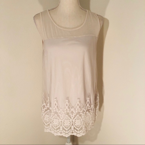 Late August Tops - 🚨LOWEST $🚨 Stretchy Blouse~